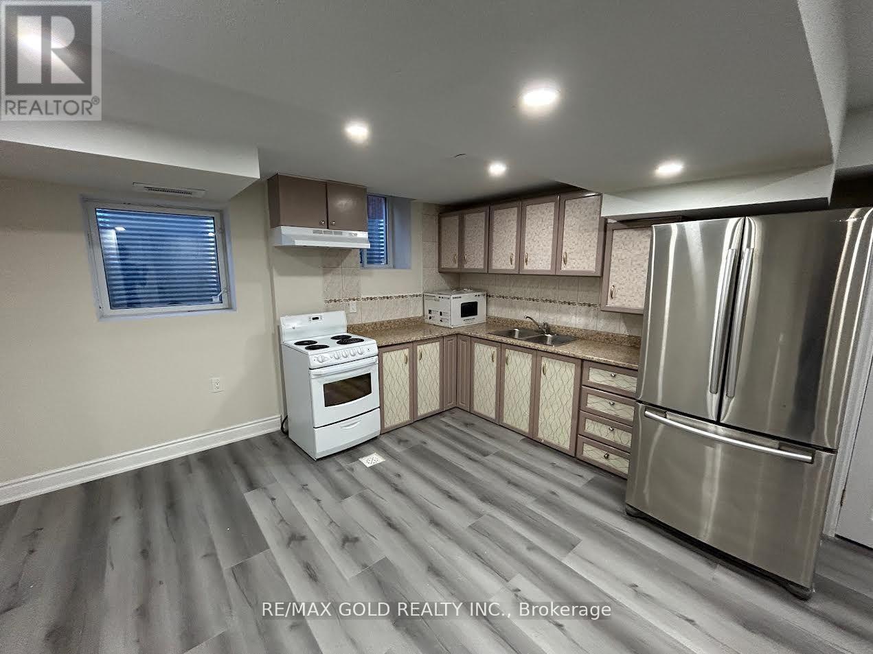 Bsmt - 1028 Fernandez Drive, Mississauga, Ontario  L5V 1W9 - Photo 7 - W13772982