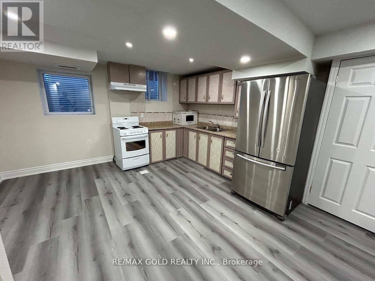 Bsmt - 1028 Fernandez Drive, Mississauga, Ontario  L5V 1W9 - Photo 9 - W13772982