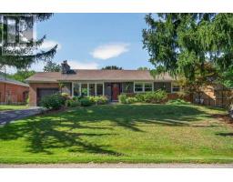 395 LARK AVENUE, Burlington, Ontario