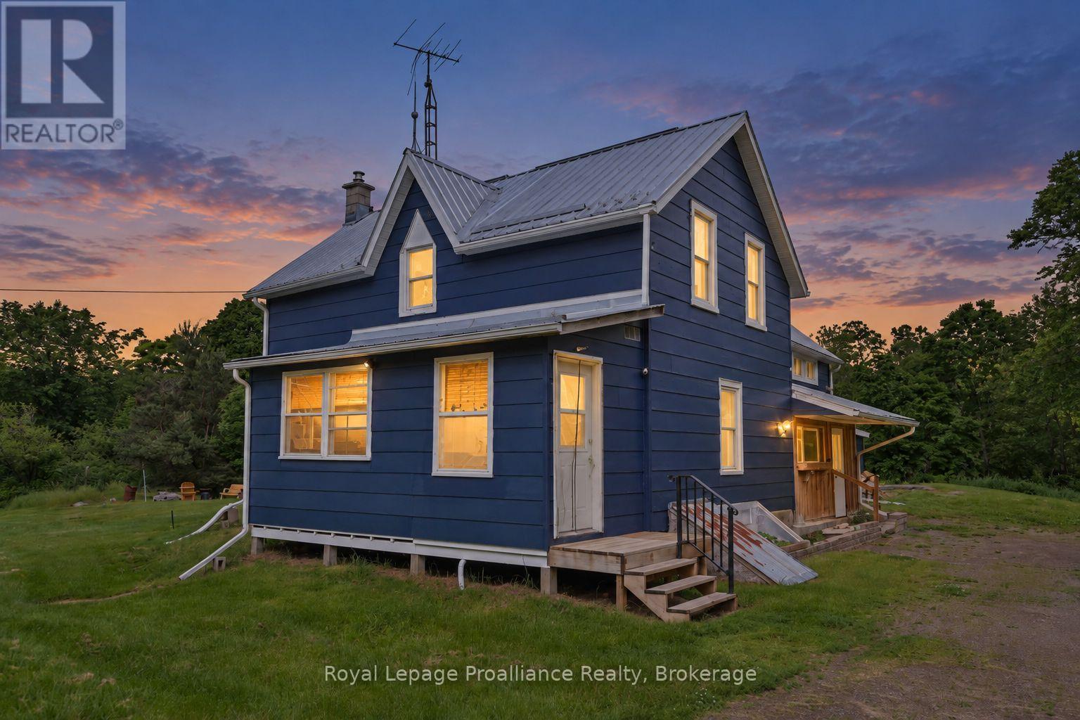 369 5th Concession Road S, Addington Highlands, Ontario  K0H 1P0 - Photo 1 - X12807394