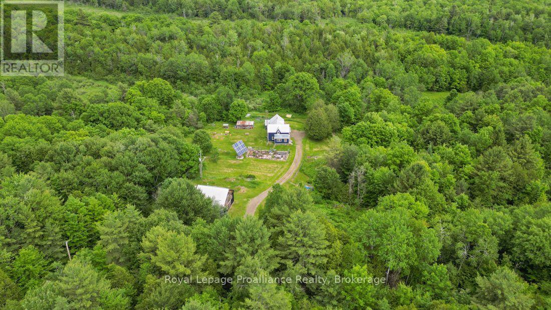 369 5th Concession Road S, Addington Highlands, Ontario  K0H 1P0 - Photo 3 - X12807394