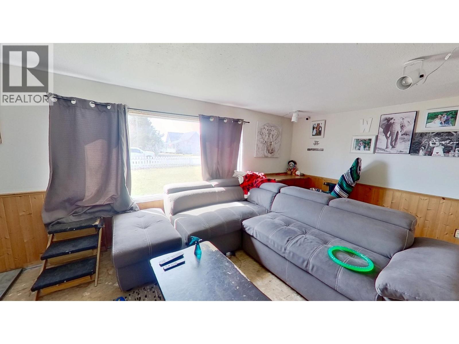 12282 Cottonwood Avenue, Fort St. John, British Columbia  V1J 8B1 - Photo 10 - R3124465