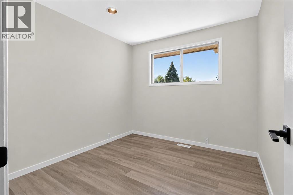 1816 Lynnover Road Se, Calgary, Alberta  T2C 1L3 - Photo 17 - A2327168