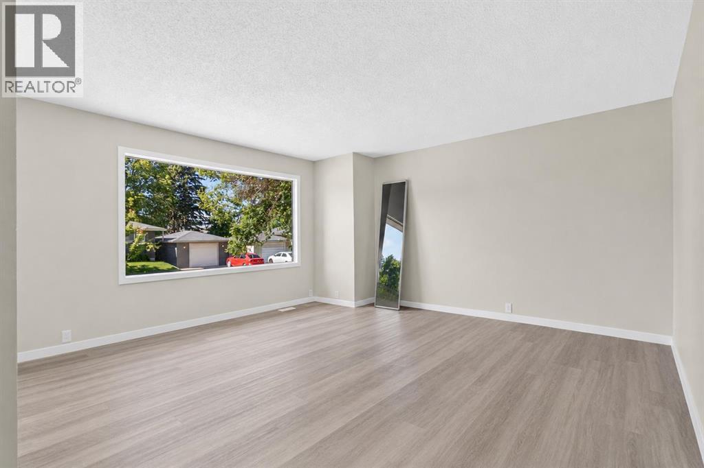 1816 Lynnover Road Se, Calgary, Alberta  T2C 1L3 - Photo 12 - A2327168