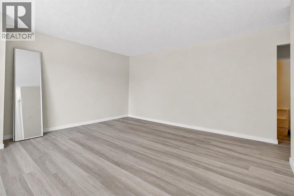 1816 Lynnover Road Se, Calgary, Alberta  T2C 1L3 - Photo 9 - A2327168