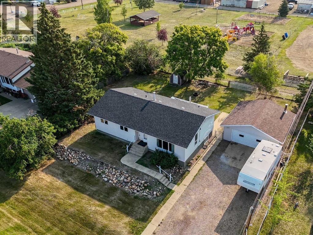 10105 102 Street, La Crete, Alberta  T0H 2H0 - Photo 38 - A2341728