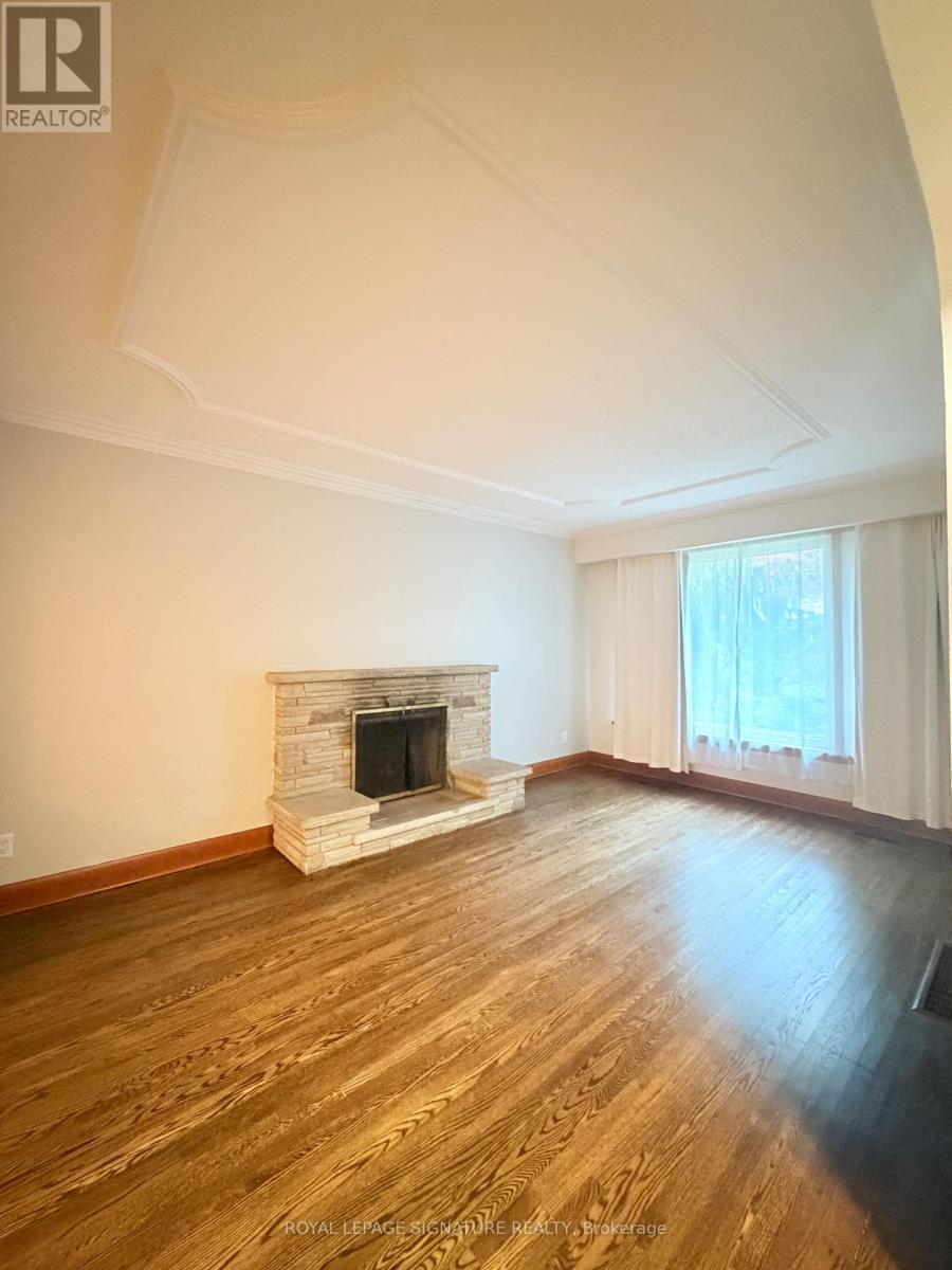 Main - 36 Royalavon Crescent, Toronto, Ontario  M9A 2E8 - Photo 7 - W13772712