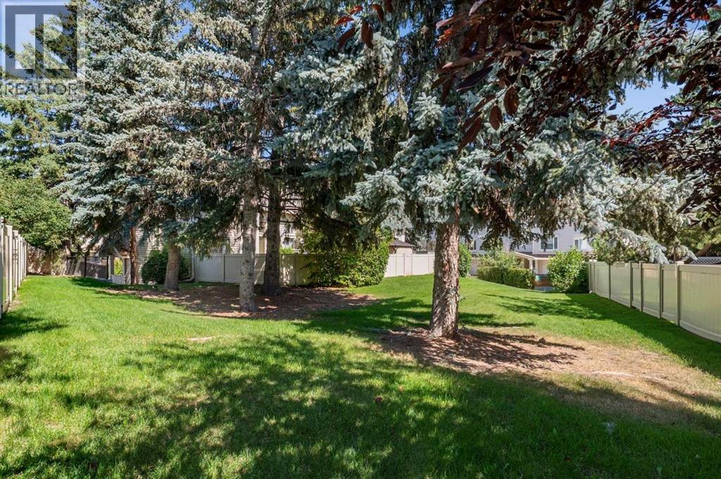 208 Queenston Heights SE, Calgary, Alberta  T2J 6L1 - Photo 32 - A2340581