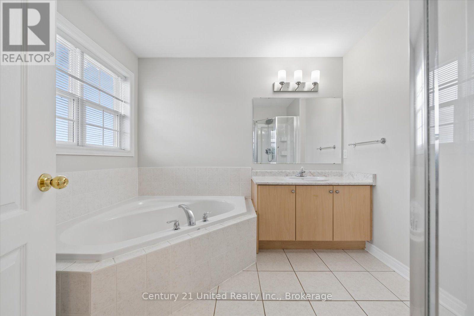 253 Bowen Drive, Peterborough, Ontario  K9H 0B8 - Photo 27 - X13773240