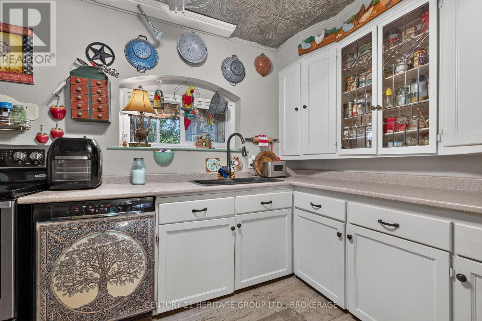 438 Main Street, Loyalist, Ontario  K0H 1G0 - Photo 13 - X13773304