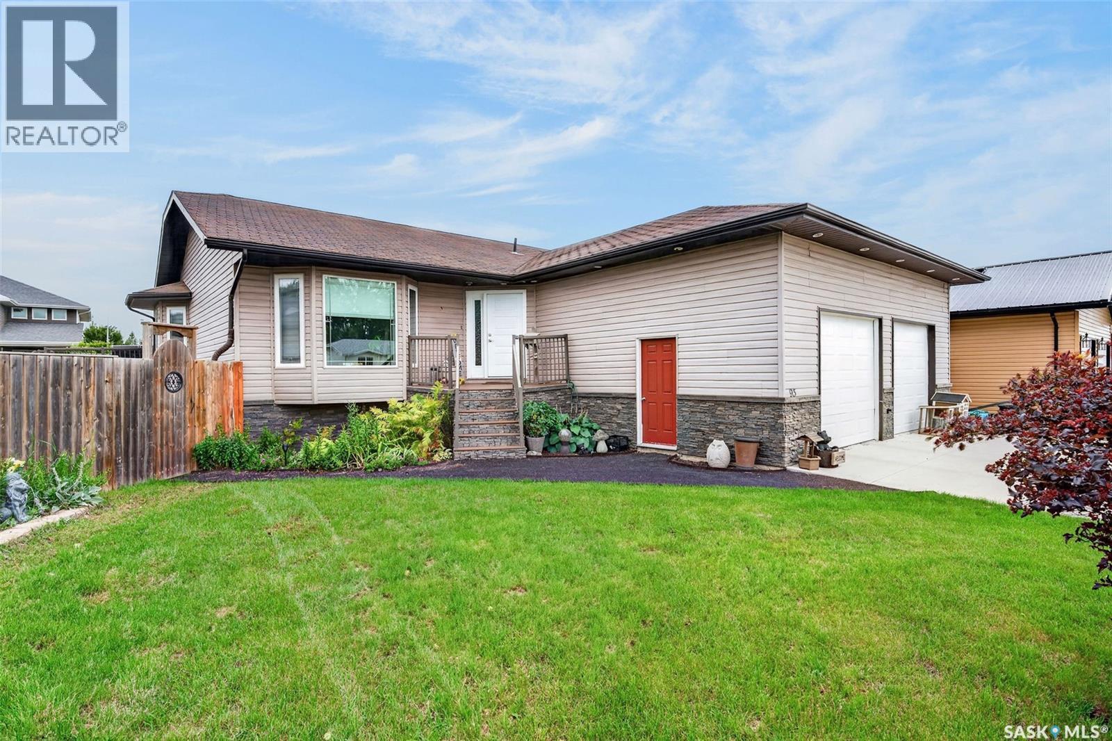95 Laskin Crescent, Humboldt, Saskatchewan  S0K 2A0 - Photo 5 - SK048188