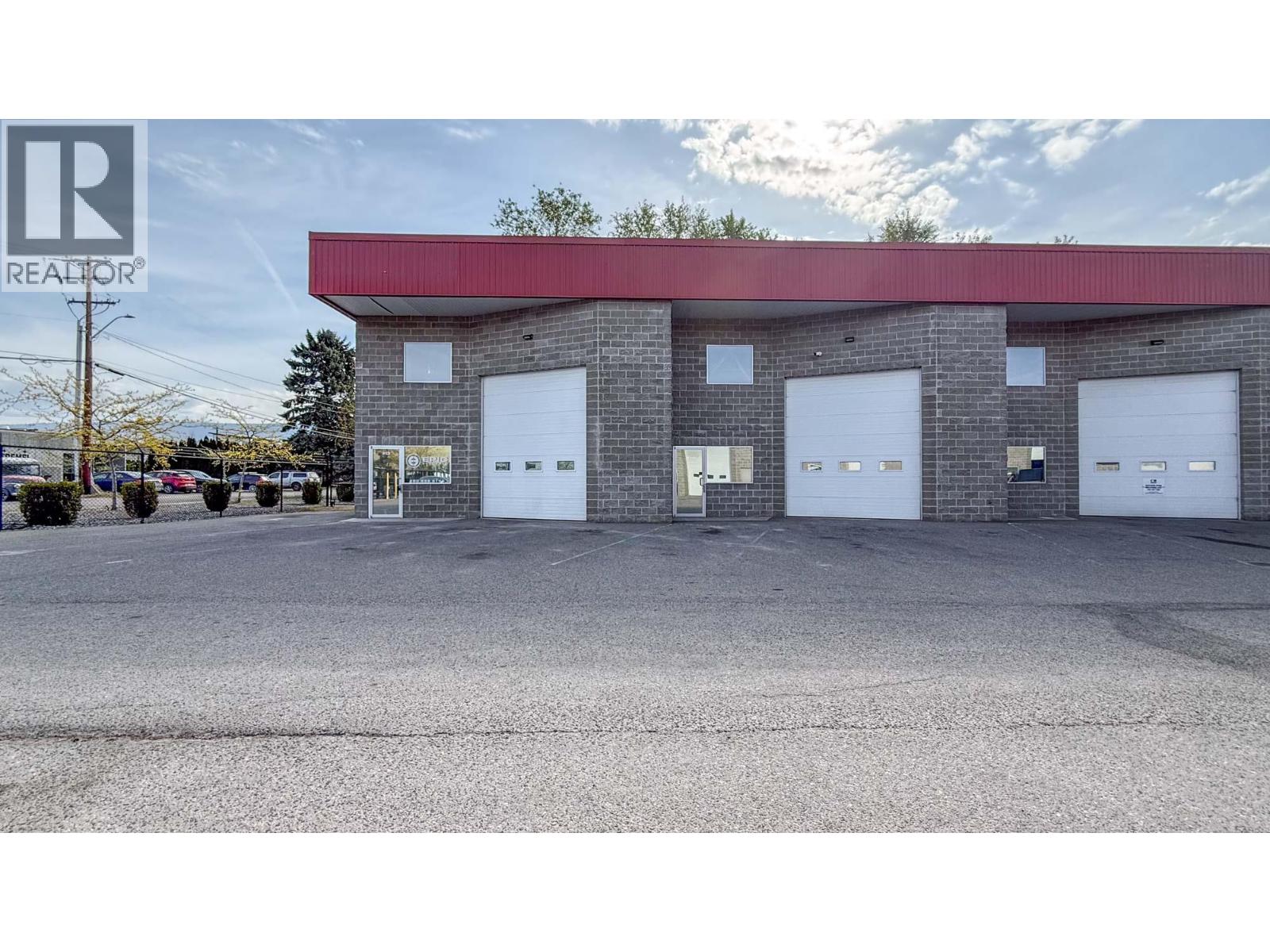 727 Stremel Road Unit# 12 & 13 Kelowna Photo 4 727 Stremel Road Unit# 12 & 13 Kelowna Photo 4