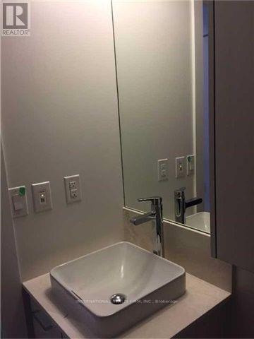 1004 - 3018 Yonge Street, Toronto, Ontario  M4N 0A5 - Photo 3 - C13773236