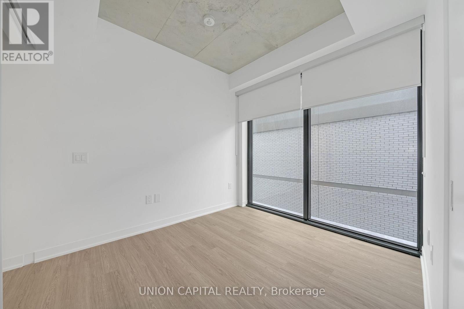 1111 - 195 Mccaul Street, Toronto, Ontario  M5T 1W6 - Photo 14 - C13773300