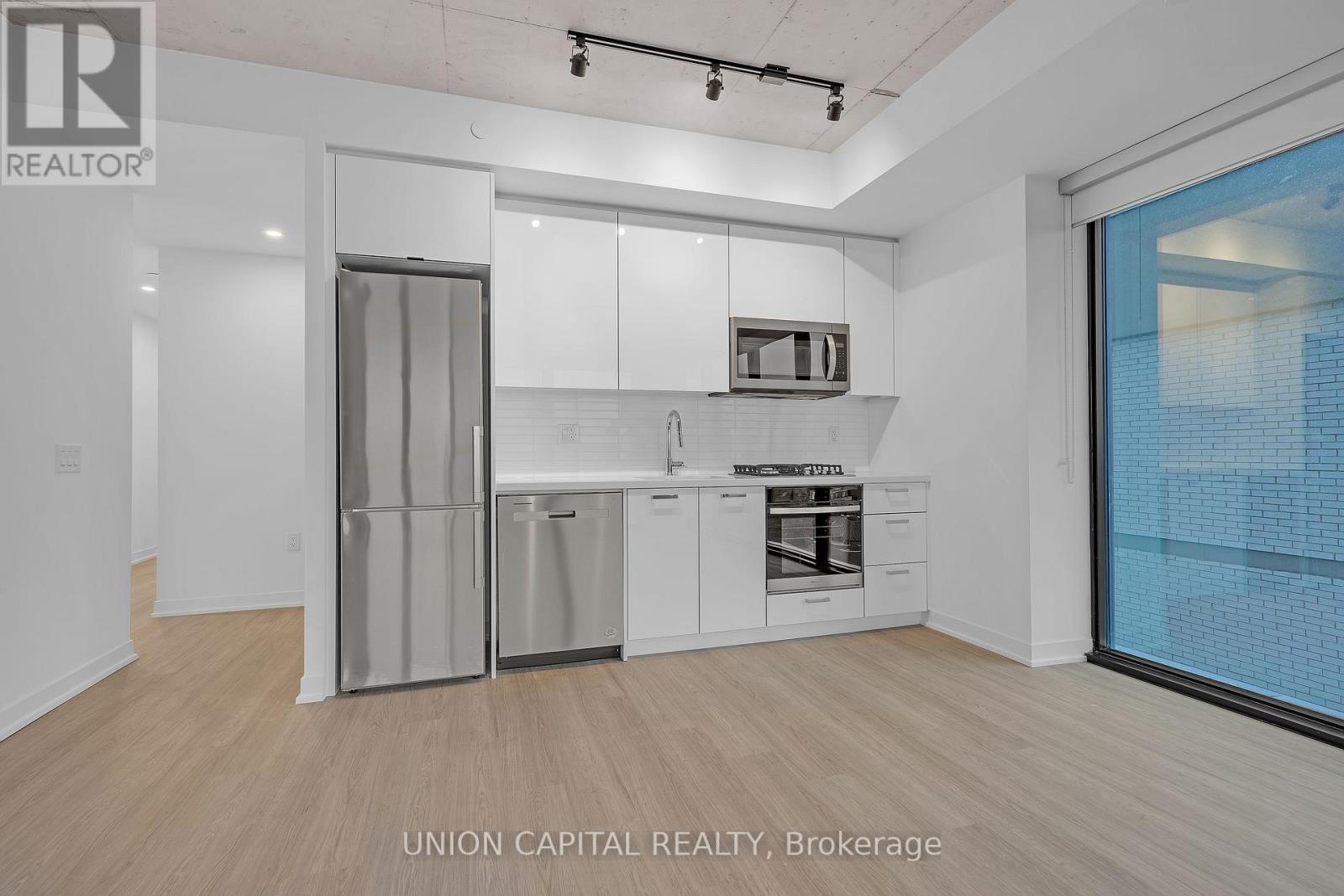 1111 - 195 Mccaul Street, Toronto, Ontario  M5T 1W6 - Photo 5 - C13773300
