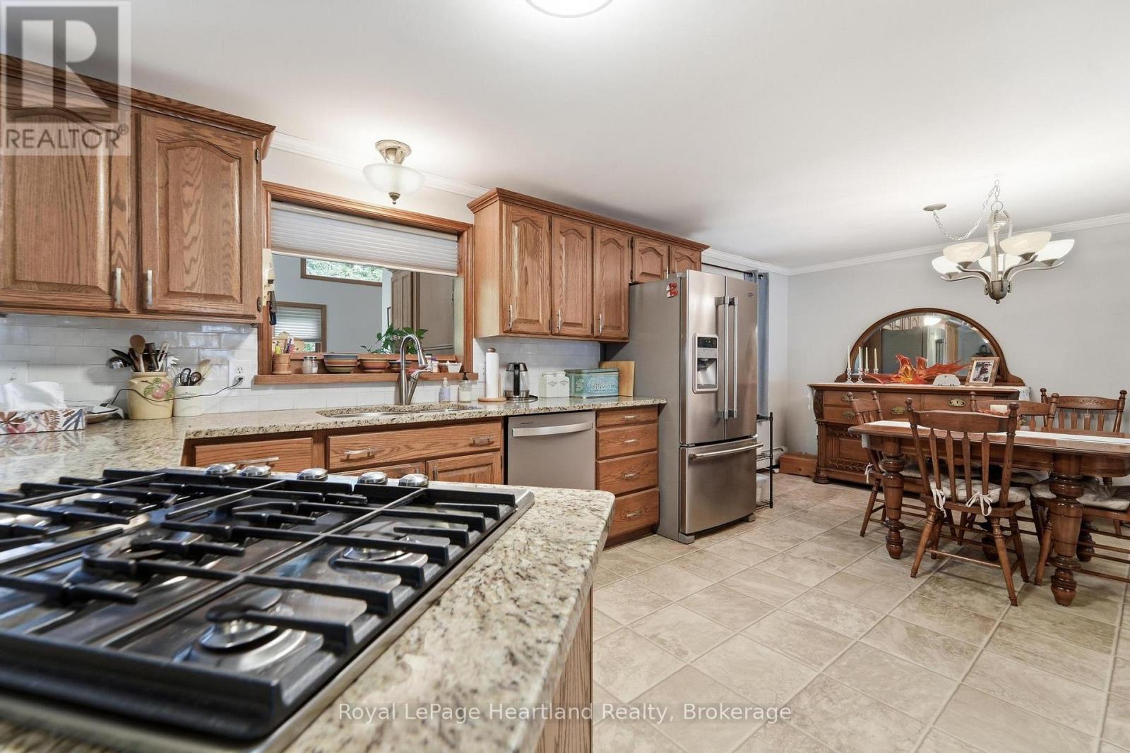 138 Victoria Terrace, Central Huron, Ontario  N0M 1L0 - Photo 12 - X13773302