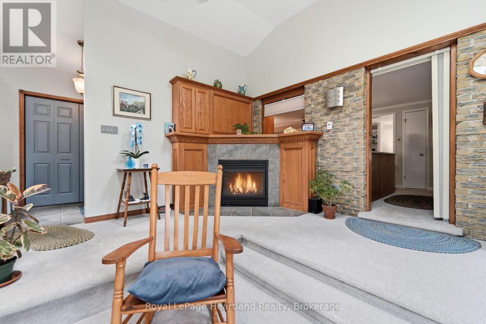 138 Victoria Terrace, Central Huron, Ontario  N0M 1L0 - Photo 5 - X13773302