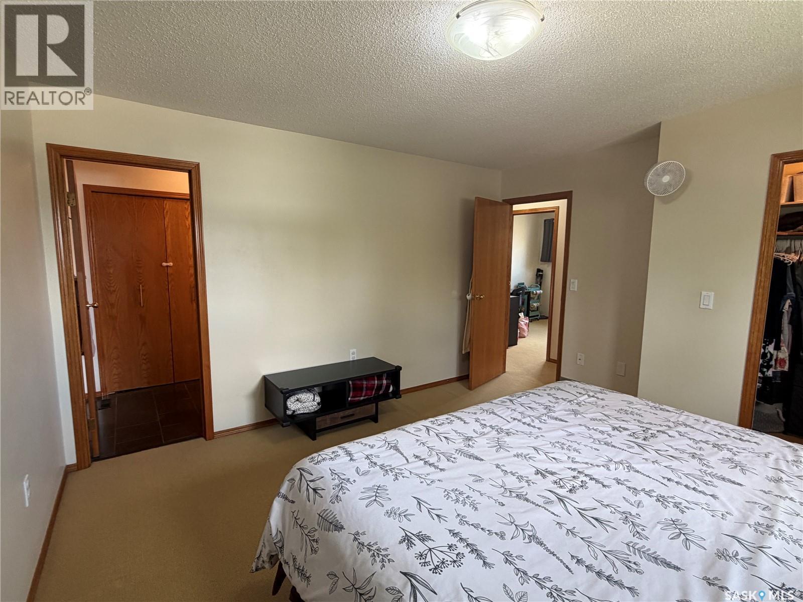 32 Barnes CRESCENT photo 34