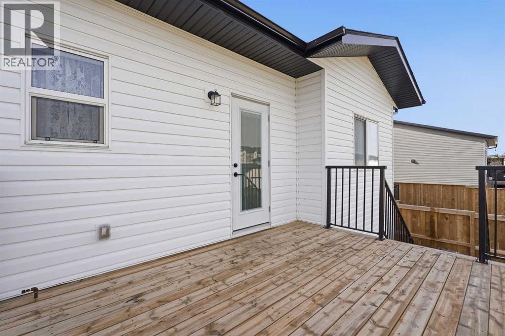 11 Ian Way, Sylvan Lake, Alberta  T4S 0T6 - Photo 34 - A2333628