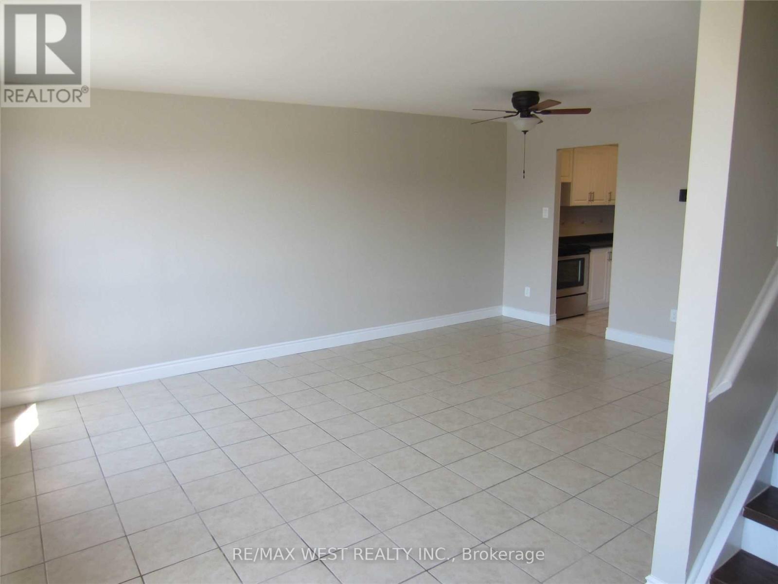 7 - 2965 Islington Avenue, Toronto, Ontario  M9L 2K8 - Photo 3 - W13773244