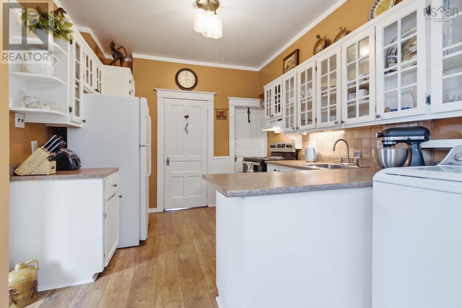 6235 Seaforth Street, Halifax, Nova Scotia  B3L 1R1 - Photo 13 - 202623057
