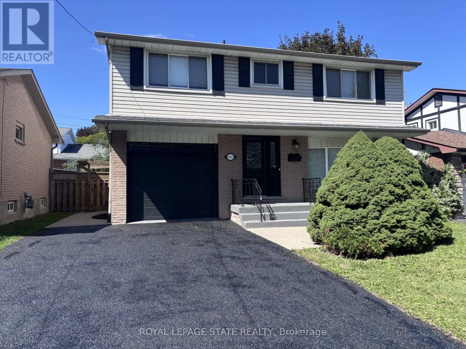 1004 Garth Street, Hamilton, Ontario  L9C 4L6 - Photo 2 - X13731408