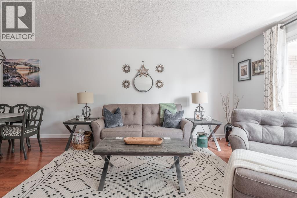 830 Wilmont Place, Sarnia photo 11
