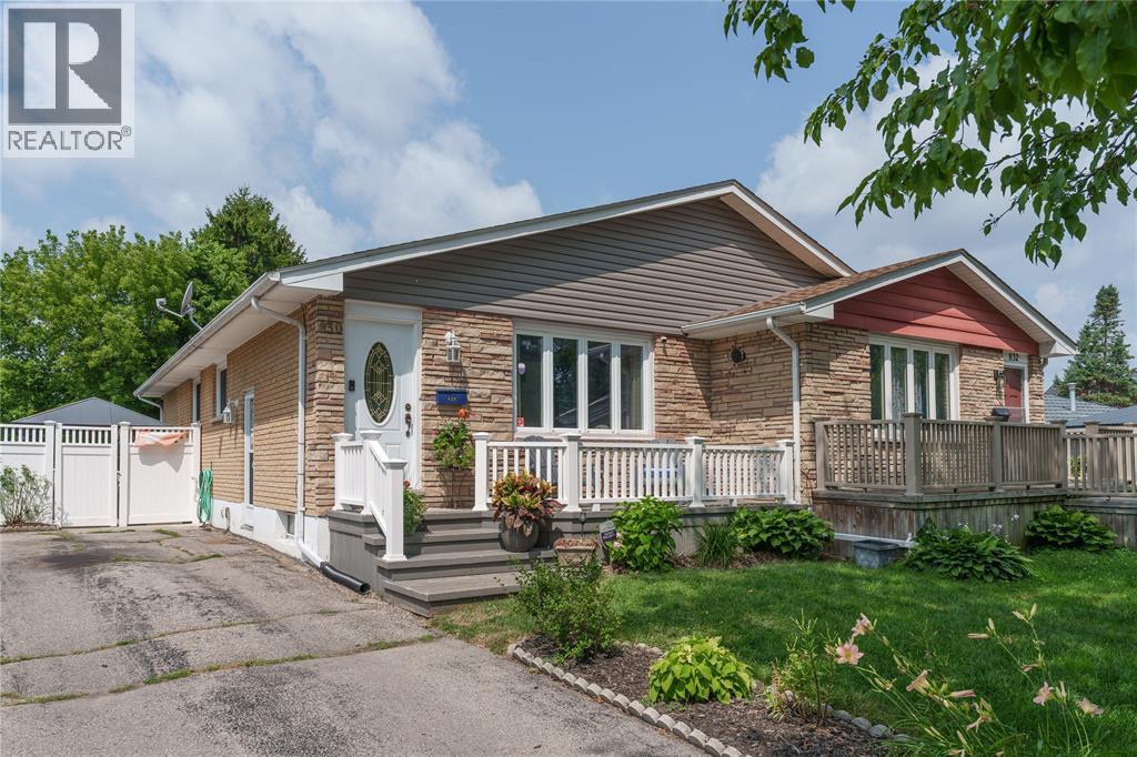 830 Wilmont Place, Sarnia photo 2