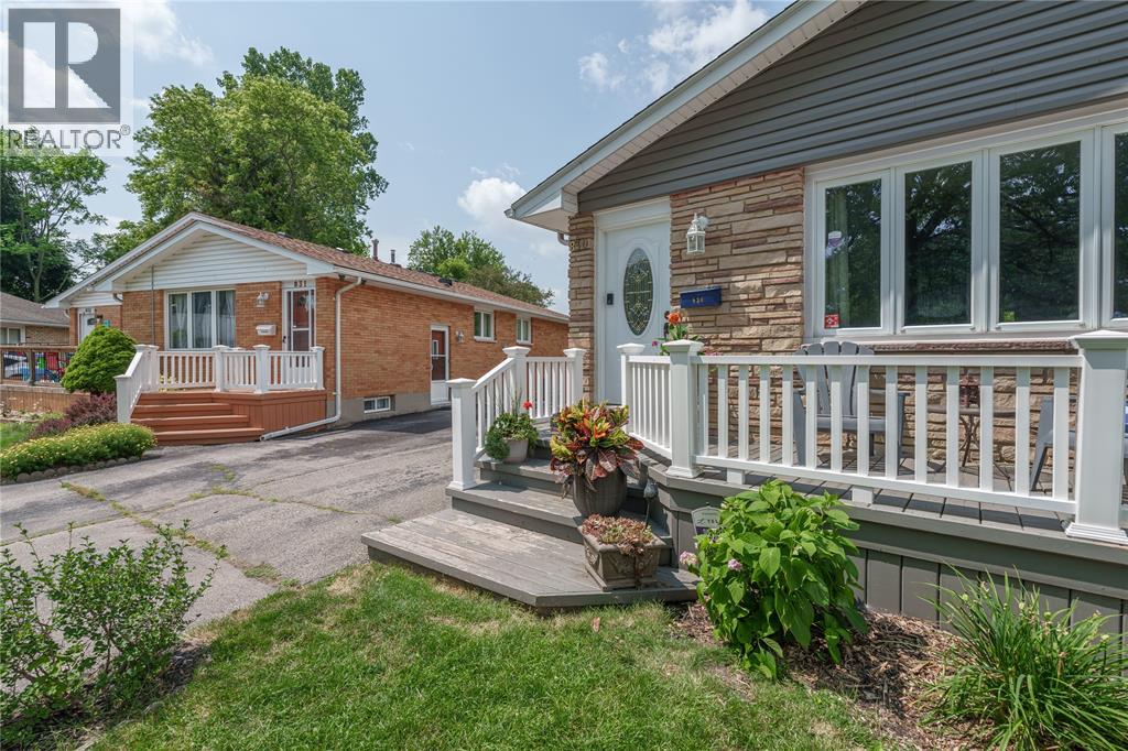 830 Wilmont Place, Sarnia photo 4
