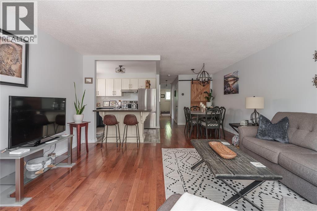 830 Wilmont Place, Sarnia photo 7