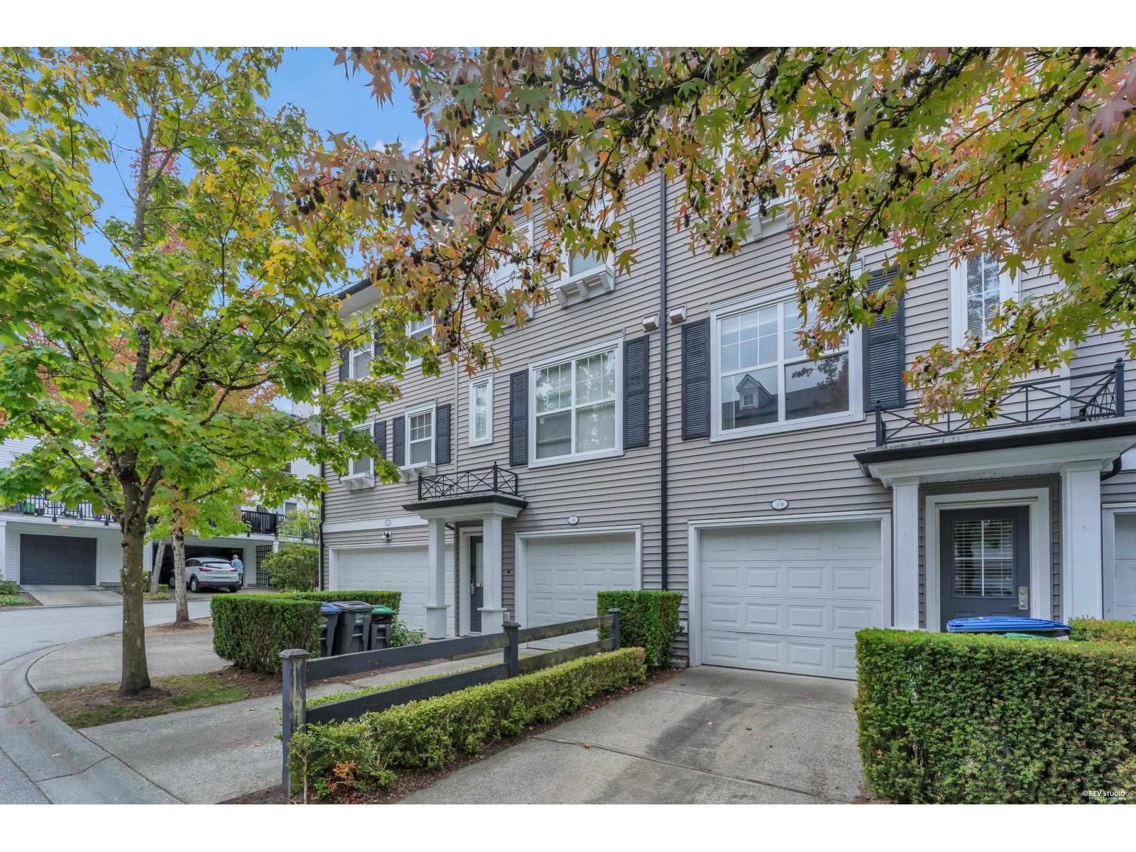 19 15075 60 AVENUE, surrey, British Columbia
