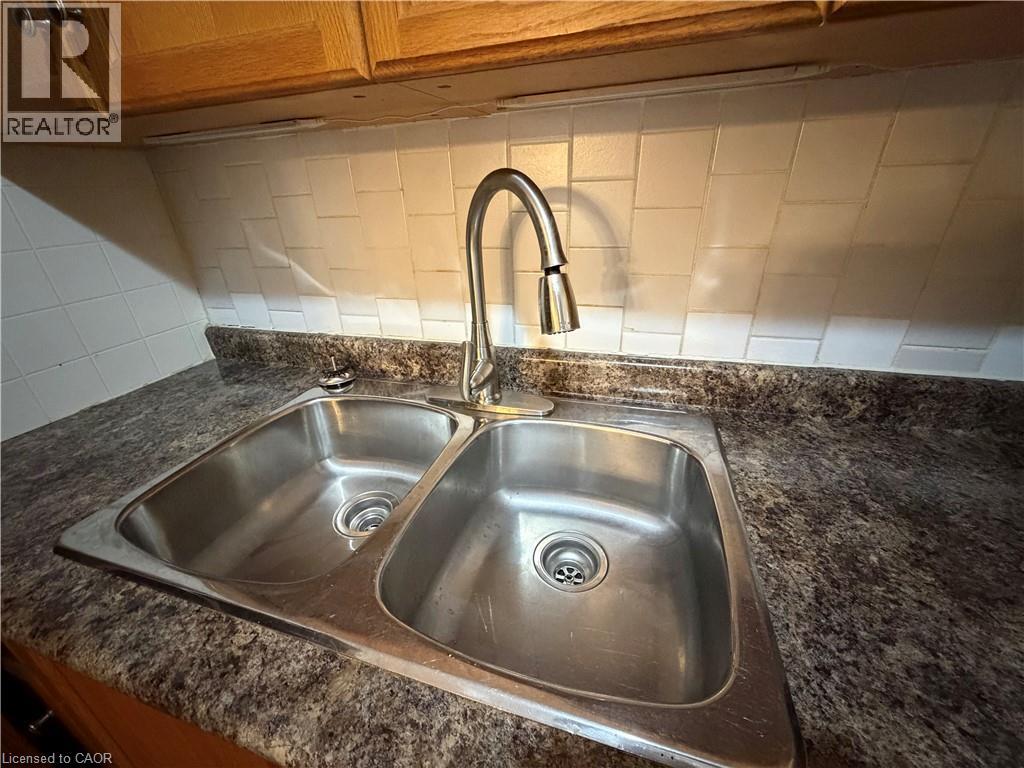 79 Edinburgh Avenue Unit# Basement, Hamilton, Ontario  L8H 2C6 - Photo 4 - 40862286