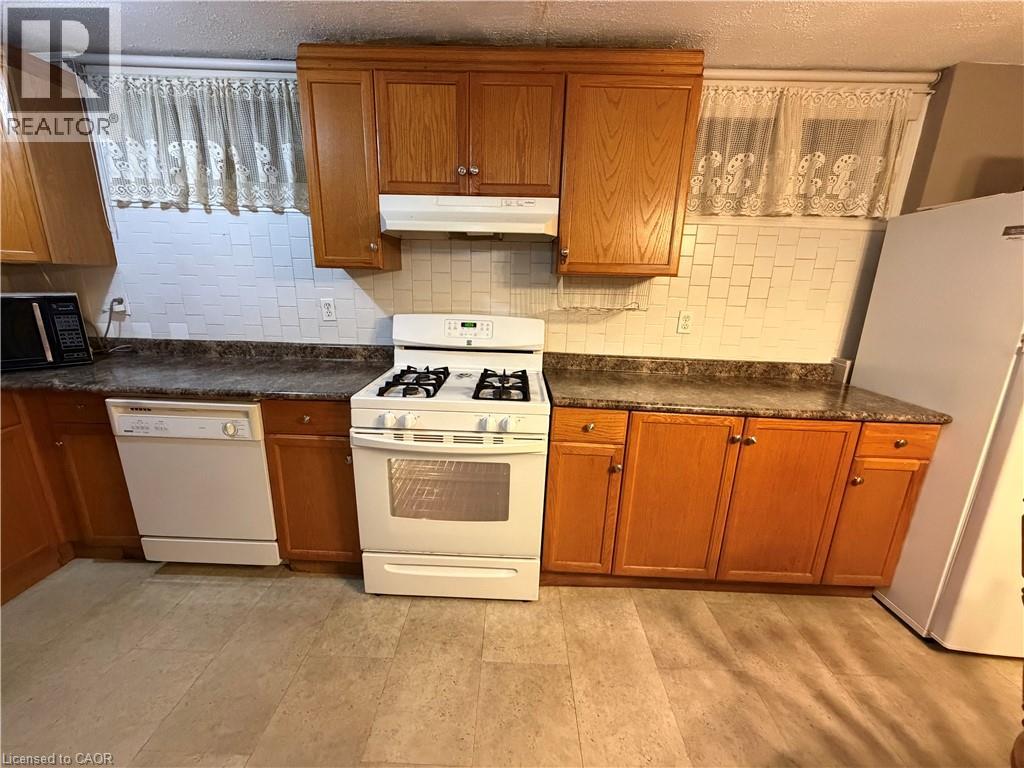 79 EDINBURGH Avenue Unit# Basement