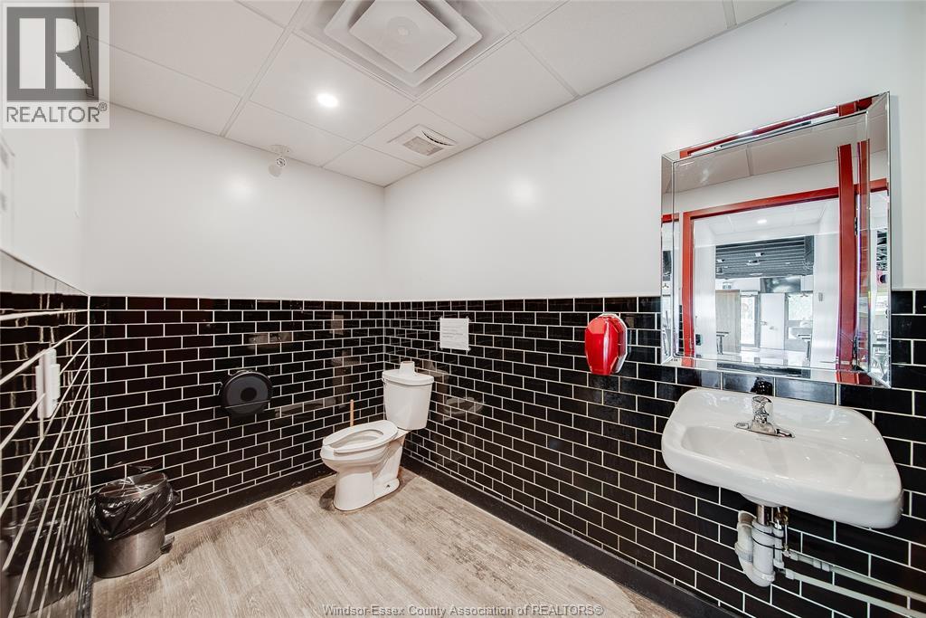 346 St. Clair Street, Chatham, Ontario  N7L 3K2 - Photo 22 - 26022333