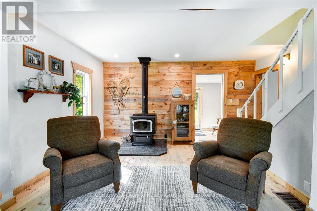 33740 Hwy 62 Highway, Hastings Highlands, Ontario  K0L 2S0 - Photo 8 - X13773404