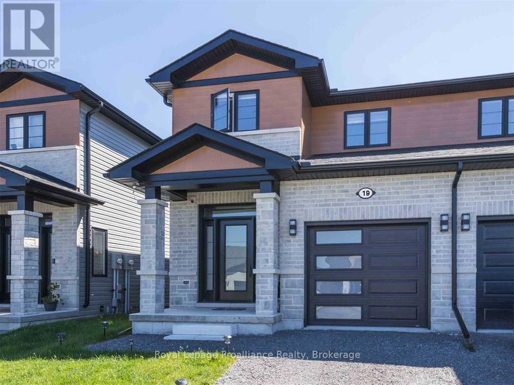 19 PRIMROSE CRESCENT