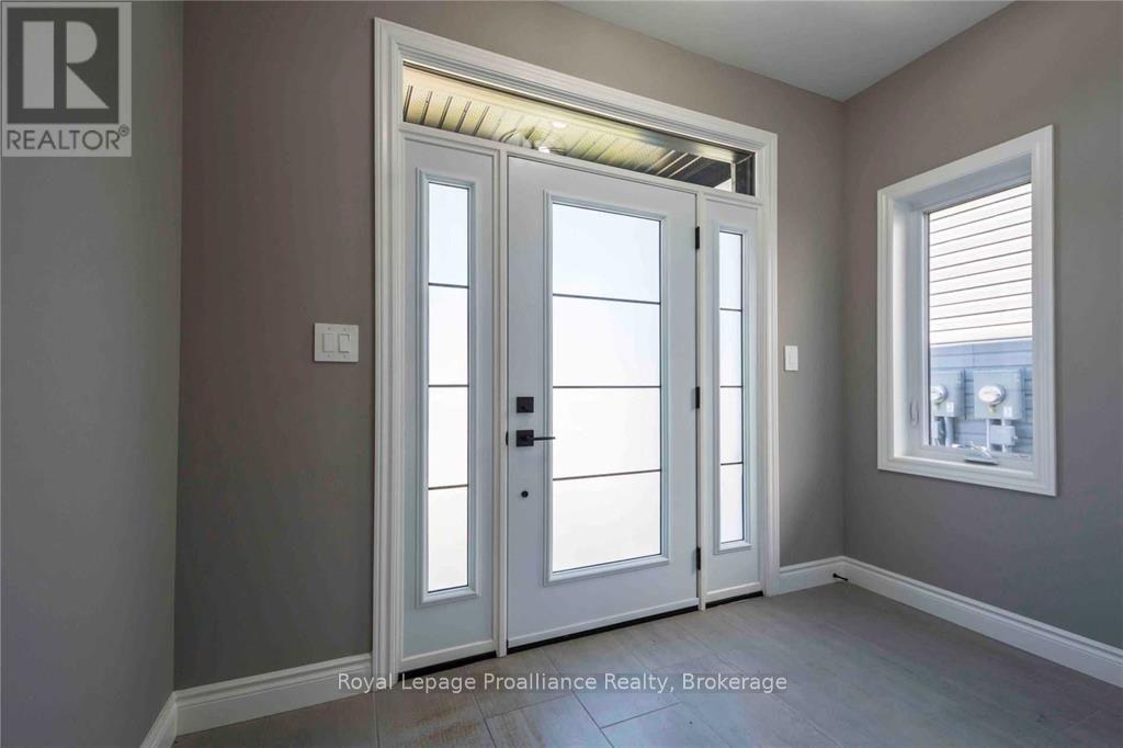 19 Primrose Crescent, Belleville, Ontario  K8N 0J7 - Photo 2 - X13773564