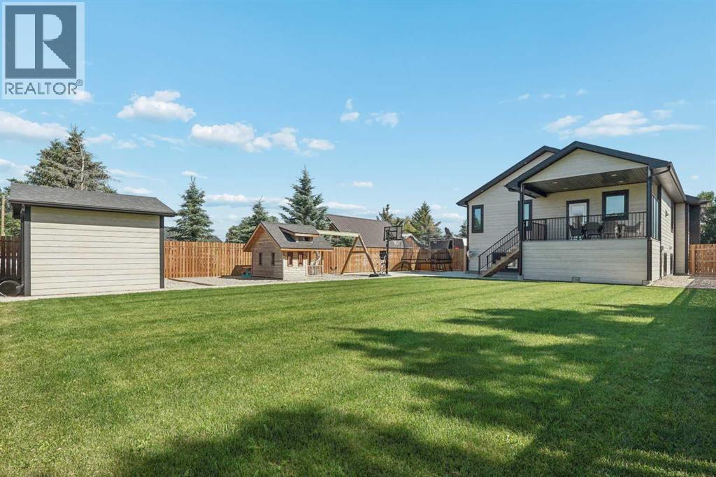 552 Rogers Avenue, Picture Butte, Alberta  T0K 1V0 - Photo 47 - A2327244