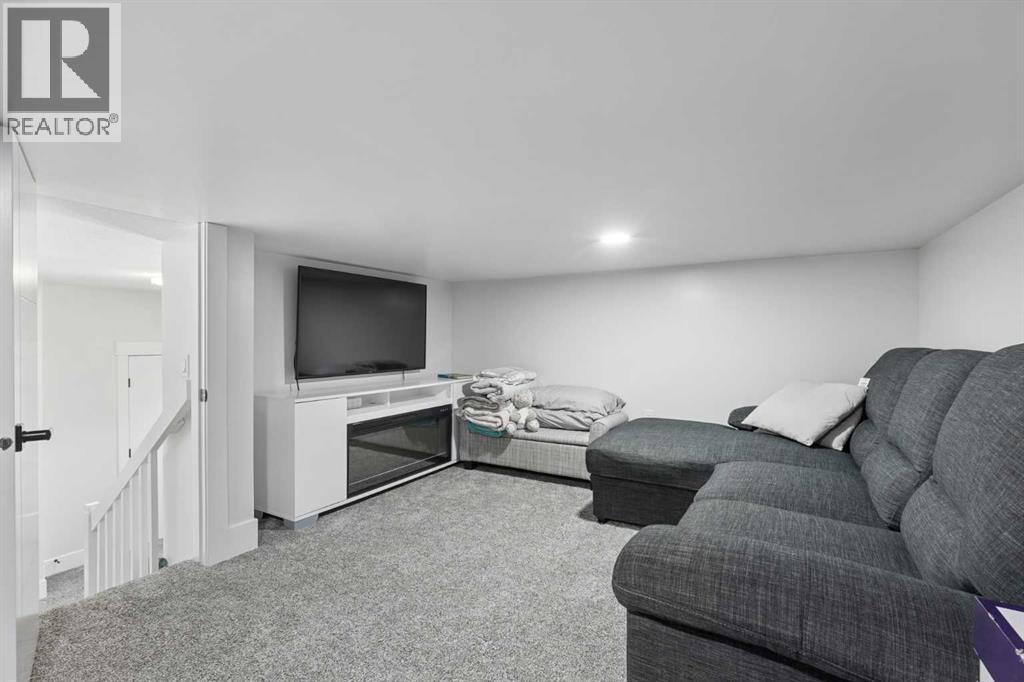 552 Rogers Avenue, Picture Butte, Alberta  T0K 1V0 - Photo 23 - A2327244