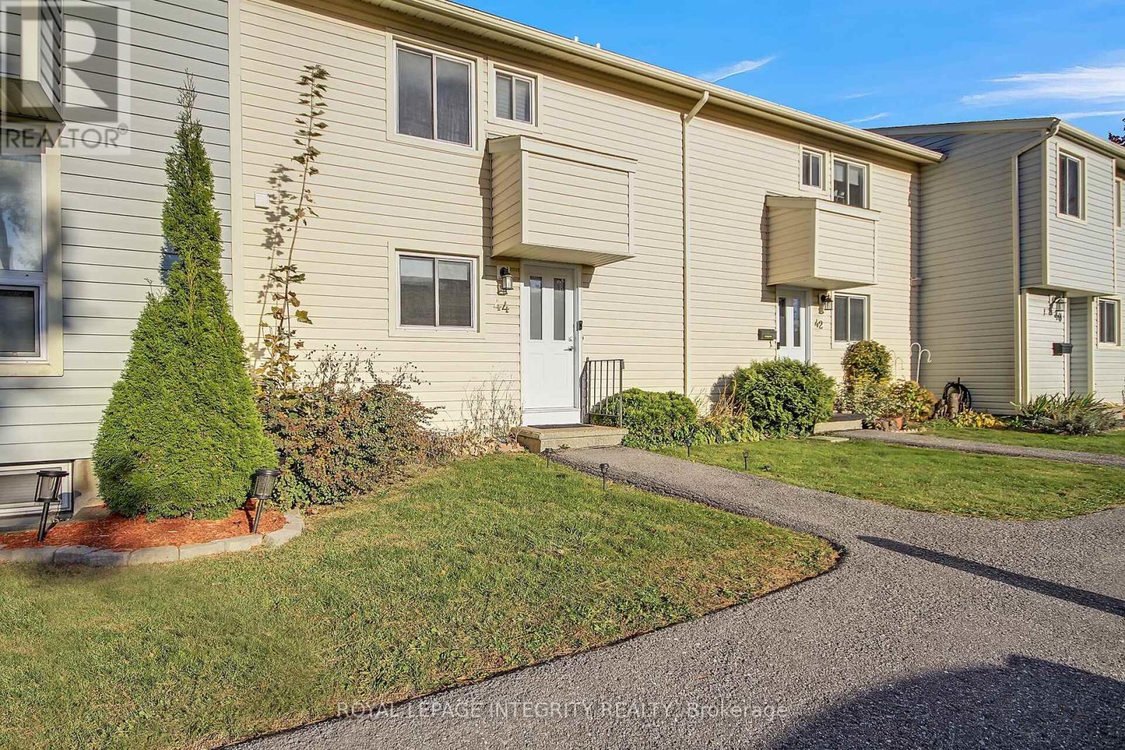 29 - 44 Thistledown Court, Ottawa, Ontario  K2J 1M9 - Photo 1 - X13773362