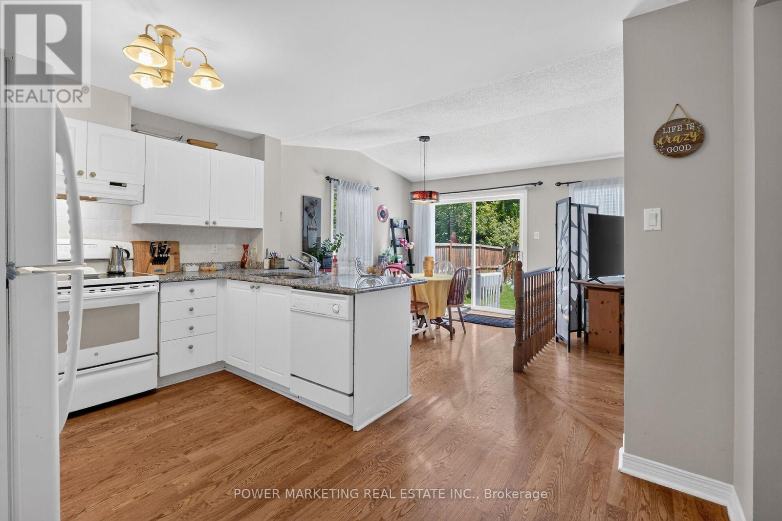 6886 Edgar Brault Street, Ottawa, Ontario  K1C 1L7 - Photo 16 - X13773460