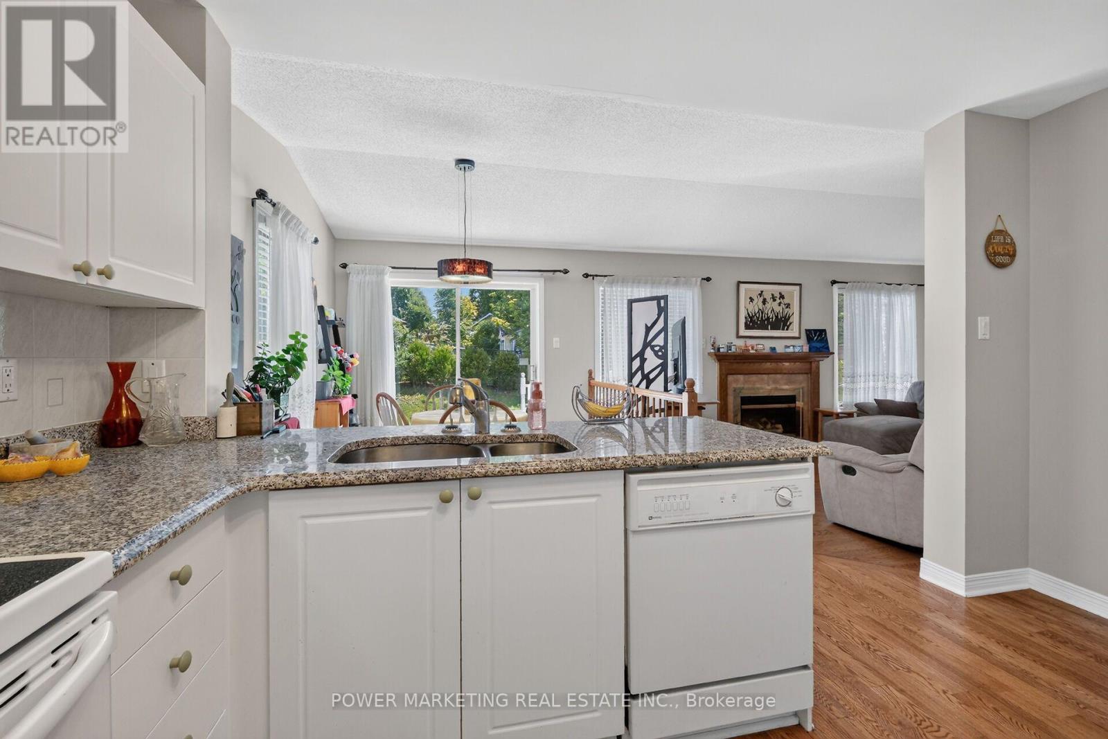 6886 Edgar Brault Street, Ottawa, Ontario  K1C 1L7 - Photo 19 - X13773460