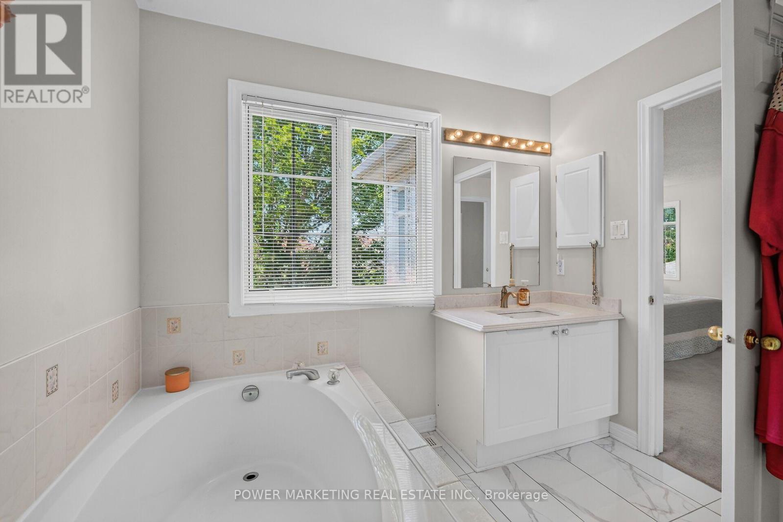 6886 Edgar Brault Street, Ottawa, Ontario  K1C 1L7 - Photo 40 - X13773460