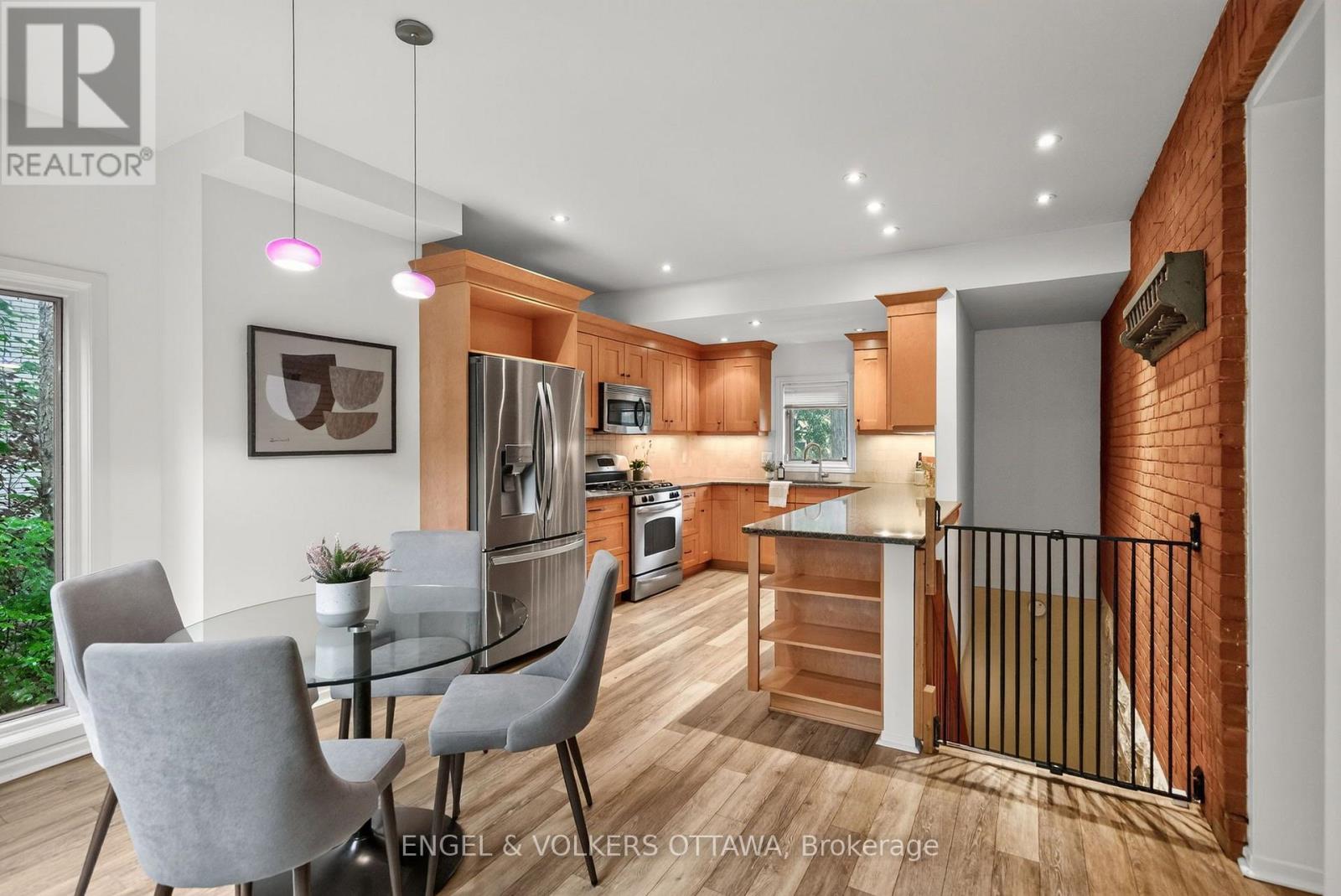 2241 Old Lilac Lane, Ottawa, Ontario  K1H 6H6 - Photo 10 - X13773498