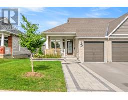 56 KAYENTA STREET, Ottawa, Ontario