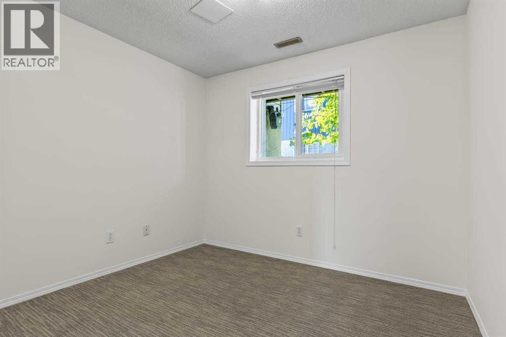 4, 4547 7 Avenue SE, Calgary, Alberta  T2A 5E4 - Photo 30 - A2343994