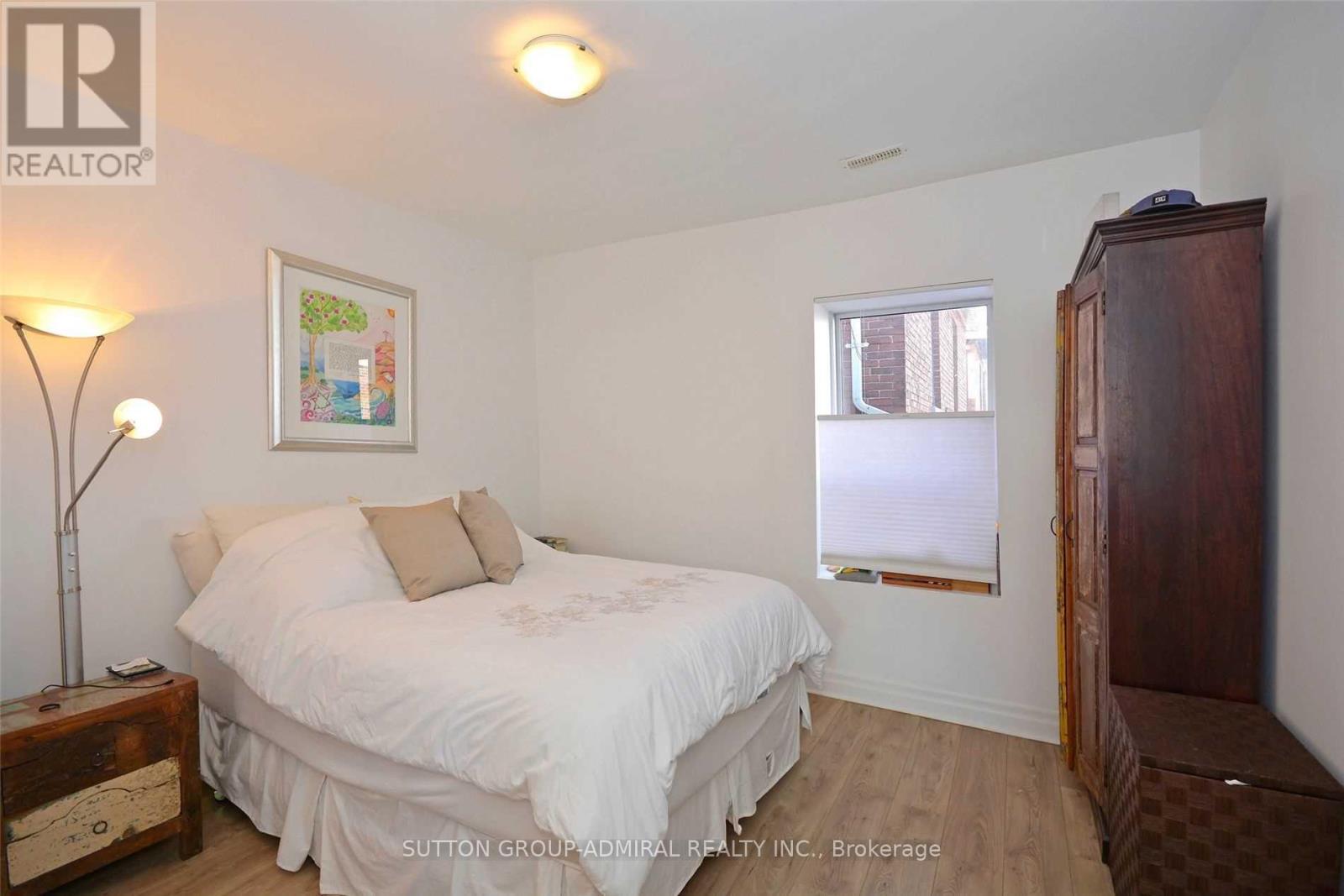 332 Harbord Street, Toronto, Ontario  M6G 1H2 - Photo 7 - C13773368