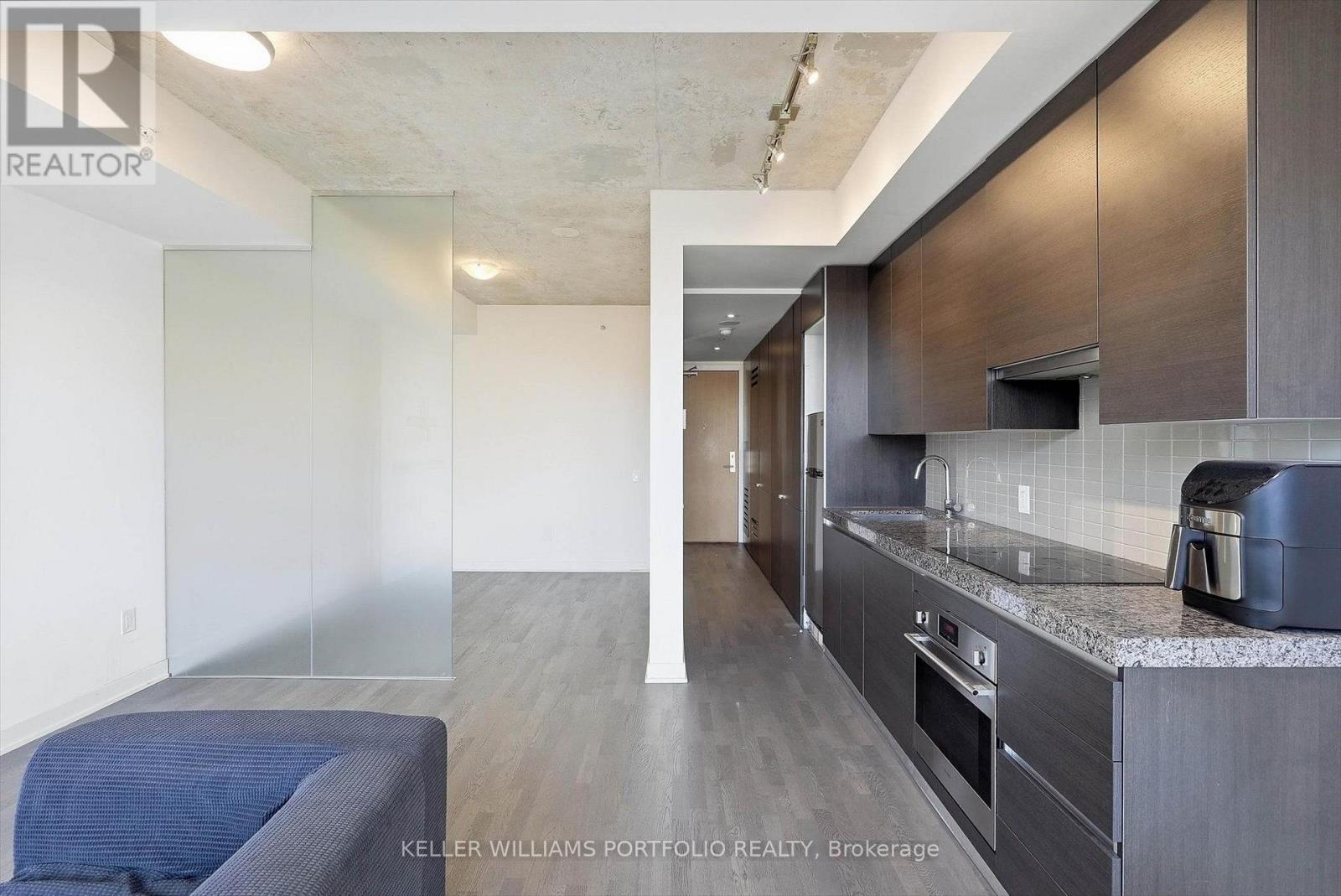 1319 - 629 King Street W, Toronto, Ontario  M5V 0G9 - Photo 11 - C13773444