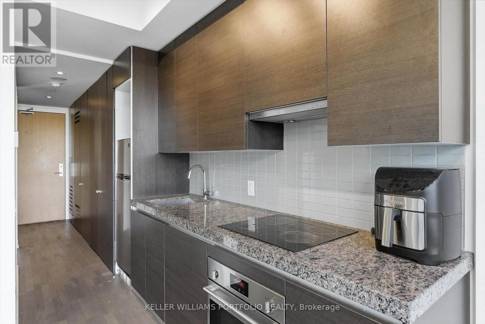 1319 - 629 King Street W, Toronto, Ontario  M5V 0G9 - Photo 12 - C13773444