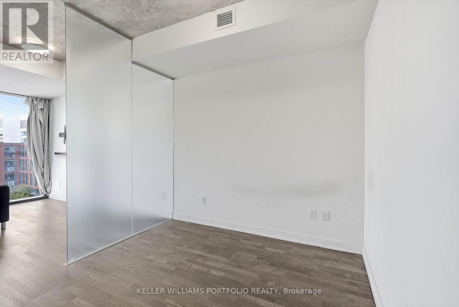 1319 - 629 King Street W, Toronto, Ontario  M5V 0G9 - Photo 16 - C13773444